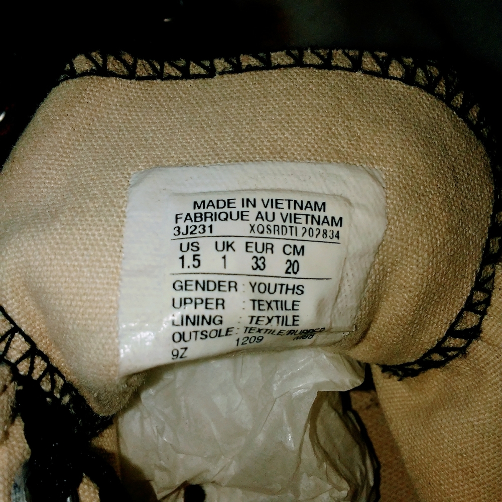 Converse High Tops - Picture 2 of 7